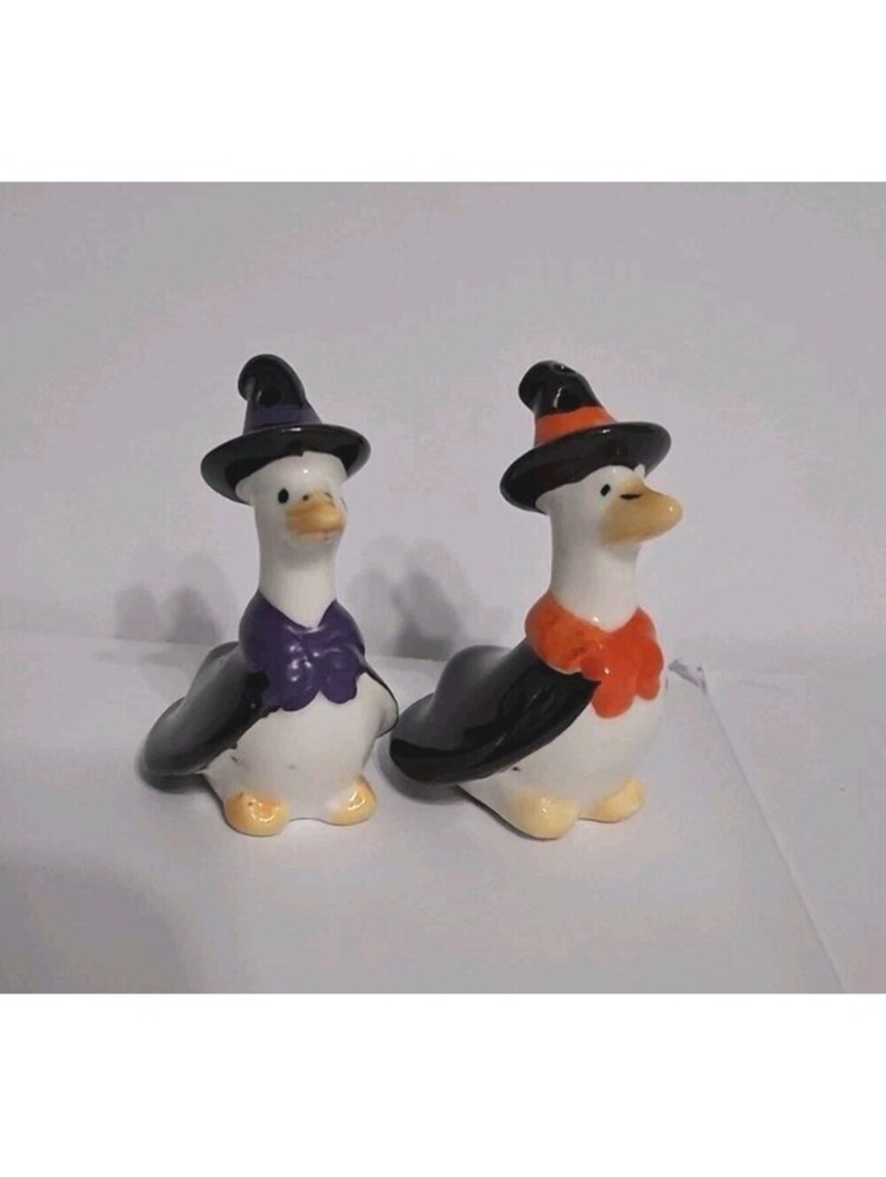 Halloween Witch Geese Salt And Pepper Shakers NWOT